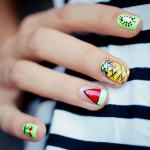 nail art fruits ananas cerise